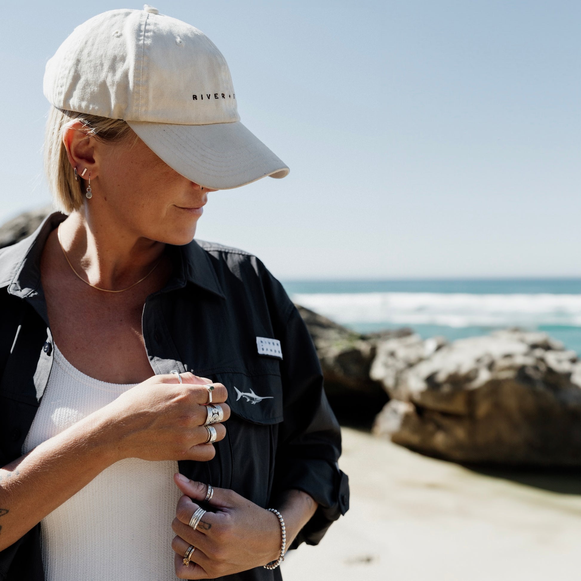 River + Sands long sleeve UPF 50+ fishing shirt in Coal – Australian sun protective apparel designed in Brisbane.